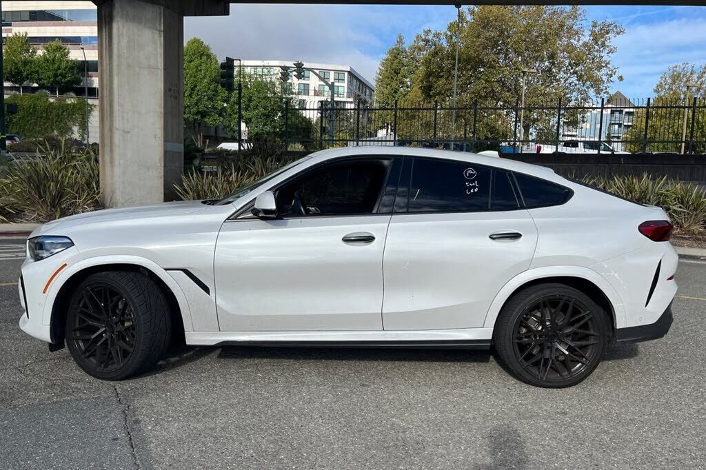 2023 BMW X6