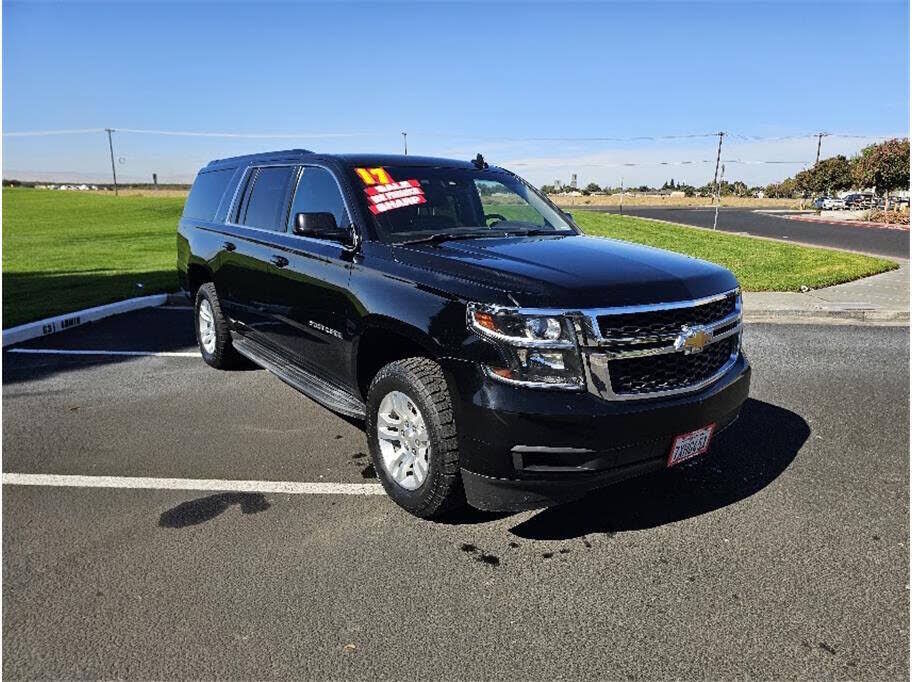 2017 CHEVROLET Suburban