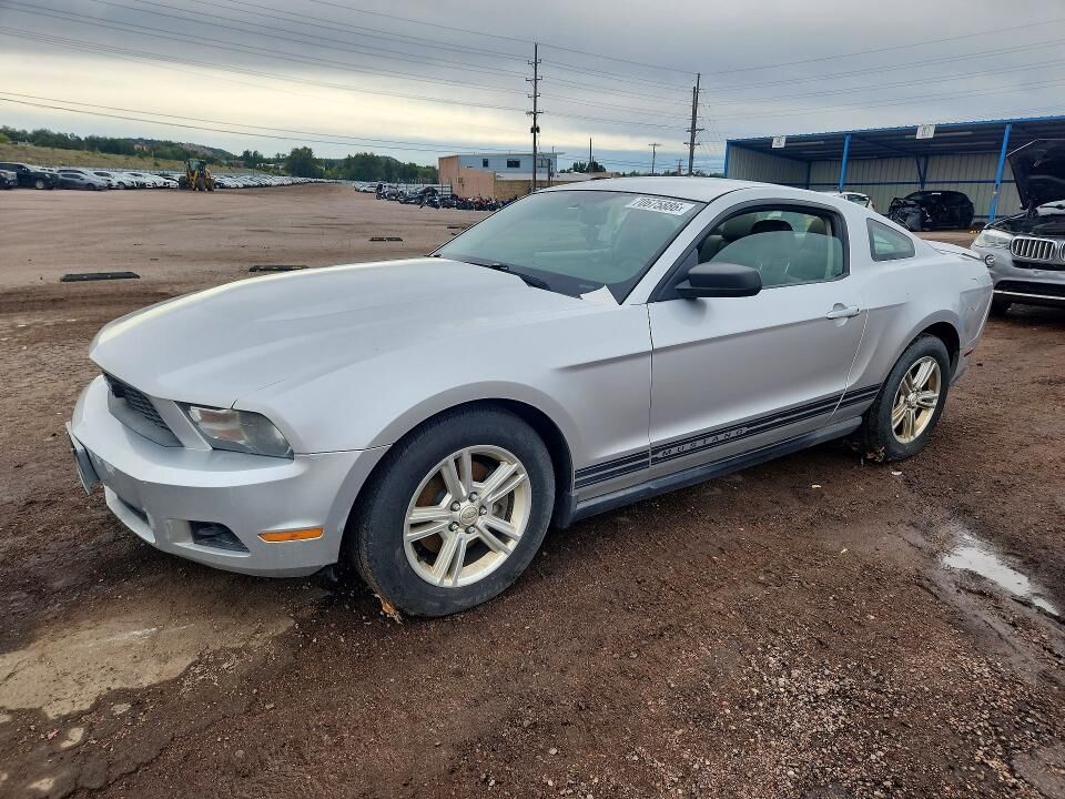 2011 FORD Mustang
