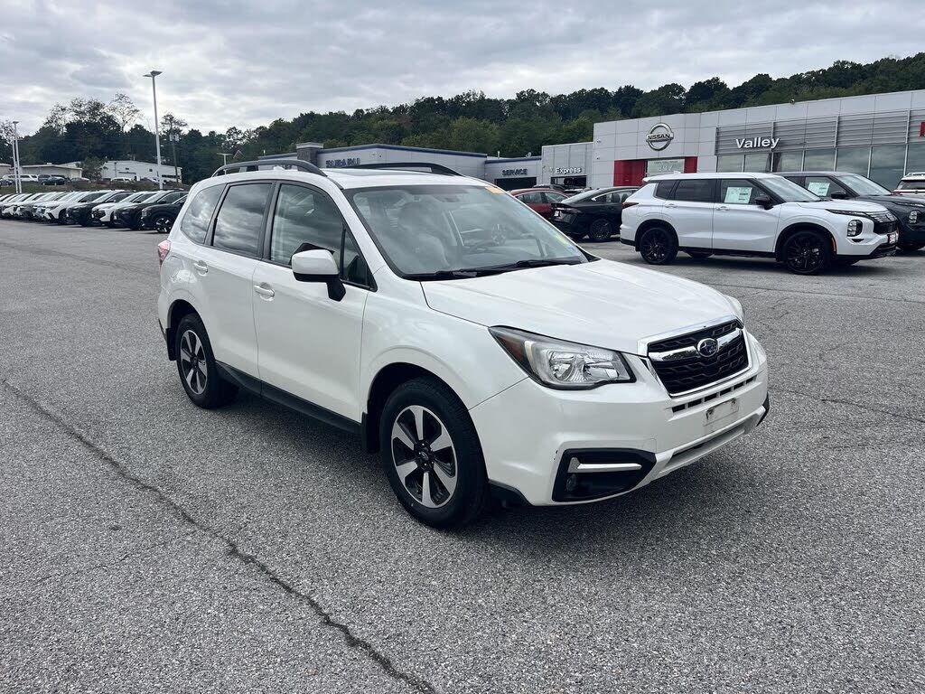2018 SUBARU Forester