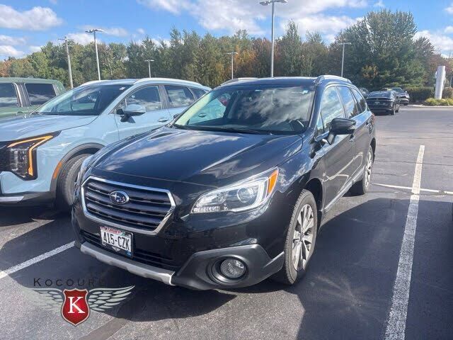 2017 SUBARU Outback