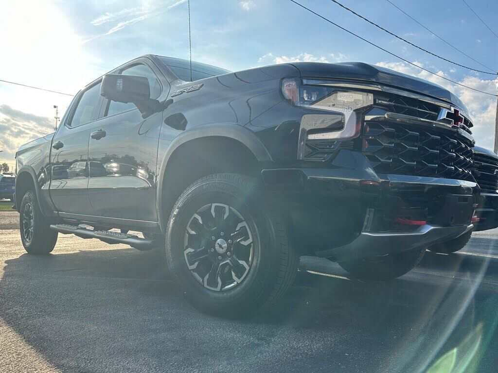 2023 CHEVROLET Silverado