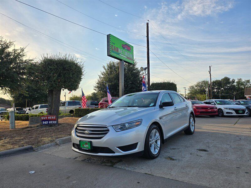 2016 FORD Taurus