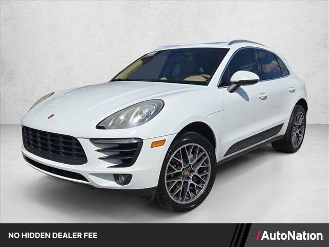 2016 PORSCHE Macan