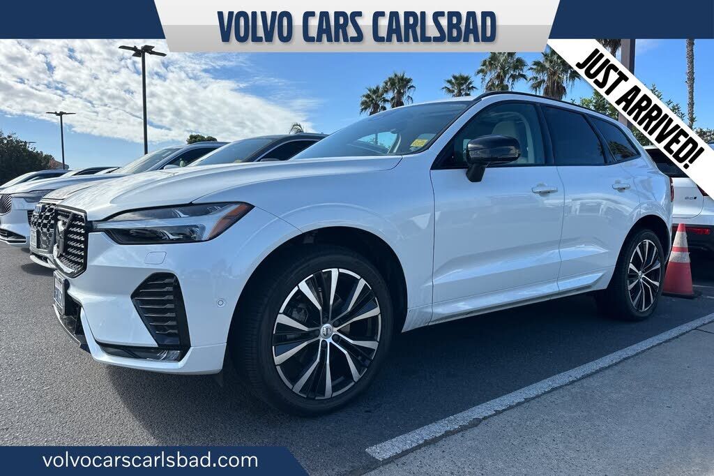 2023 VOLVO XC60