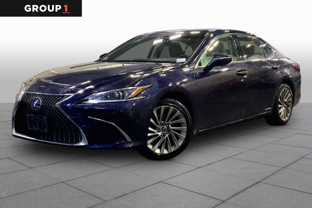 2019 LEXUS ES