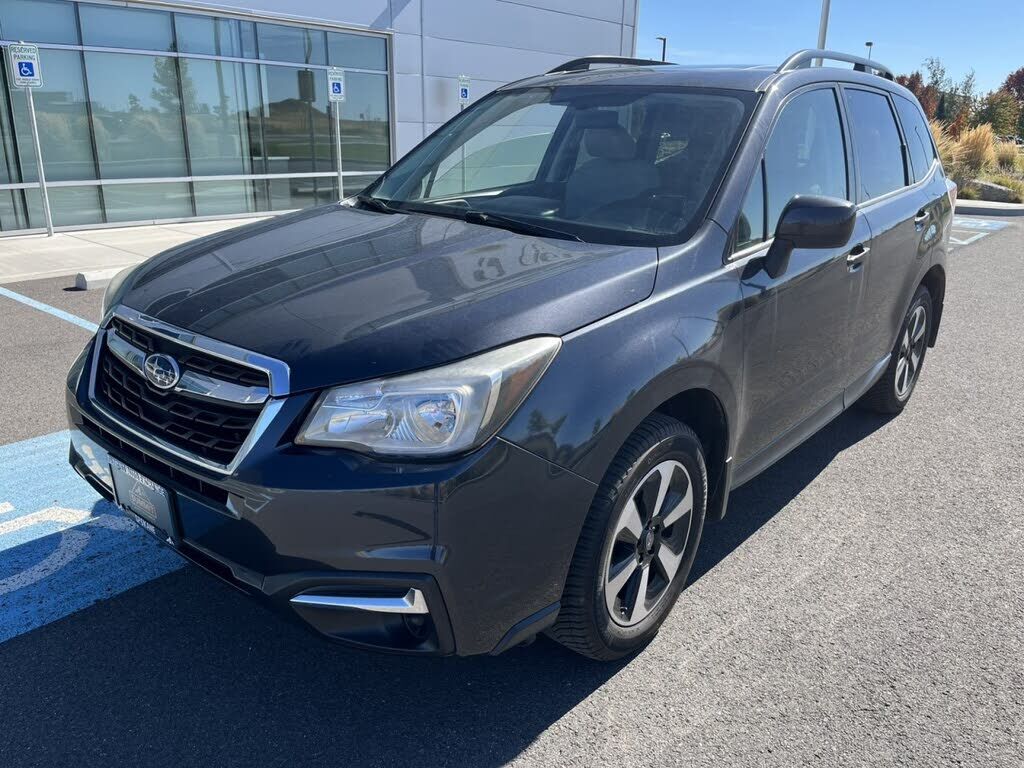 2018 SUBARU Forester