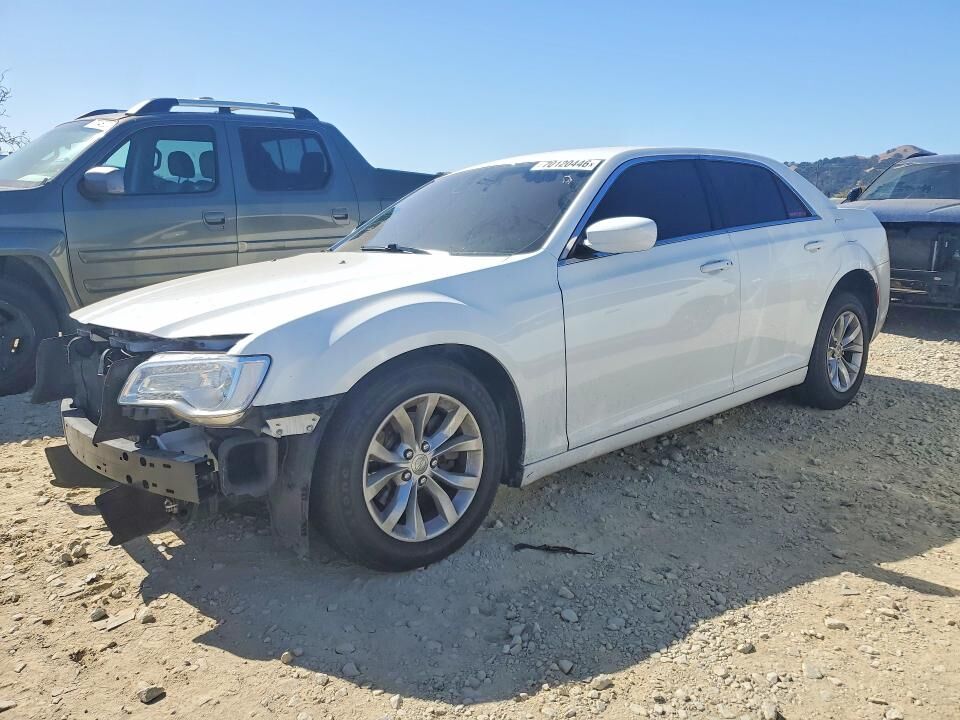 2015 CHRYSLER 300