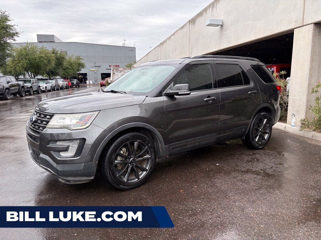 2017 FORD Explorer