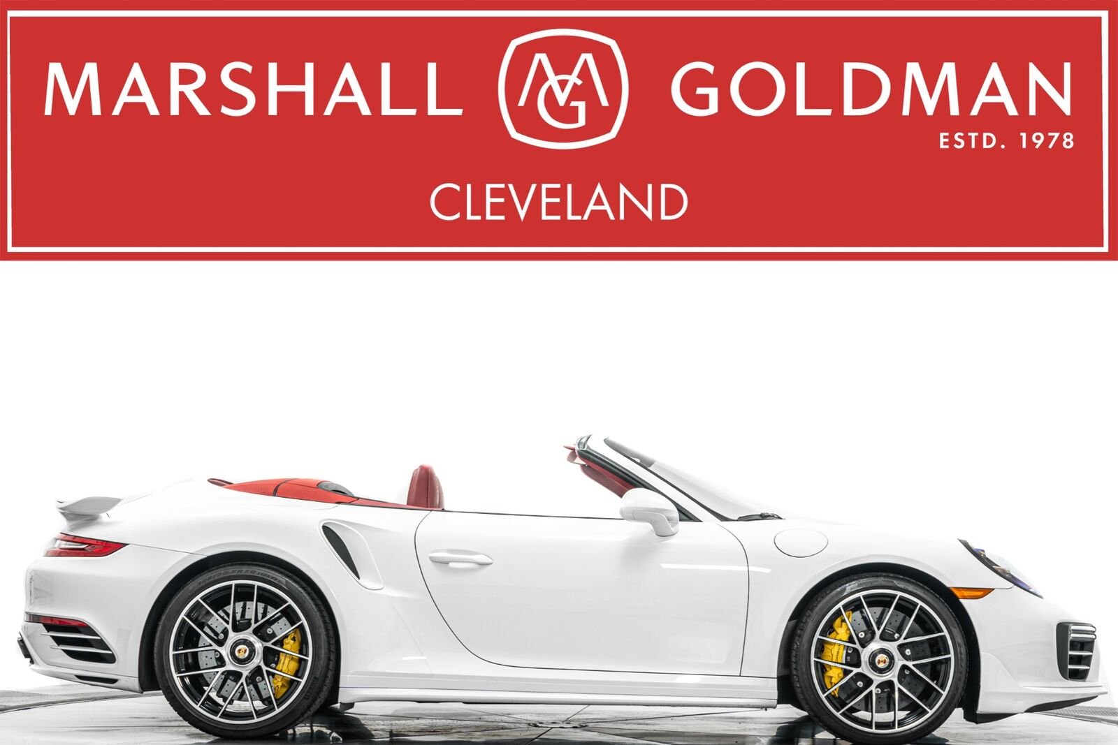 2019 PORSCHE 911