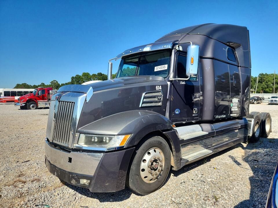 2017 WESTERN STAR 5700