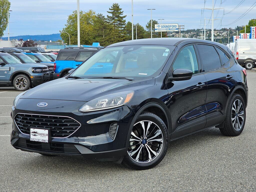 2021 FORD Escape