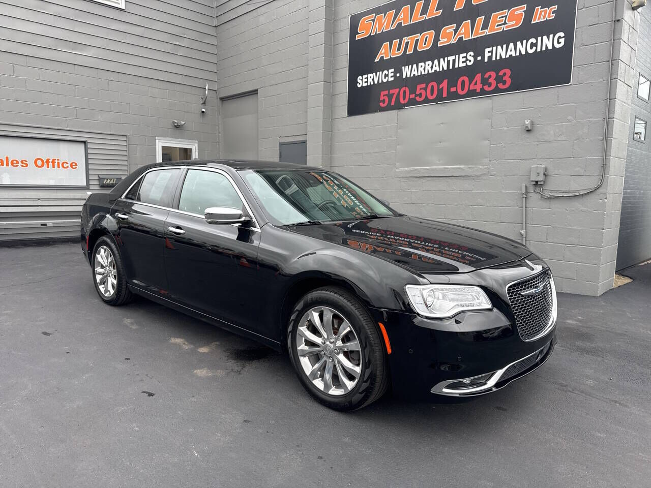 2017 CHRYSLER 300