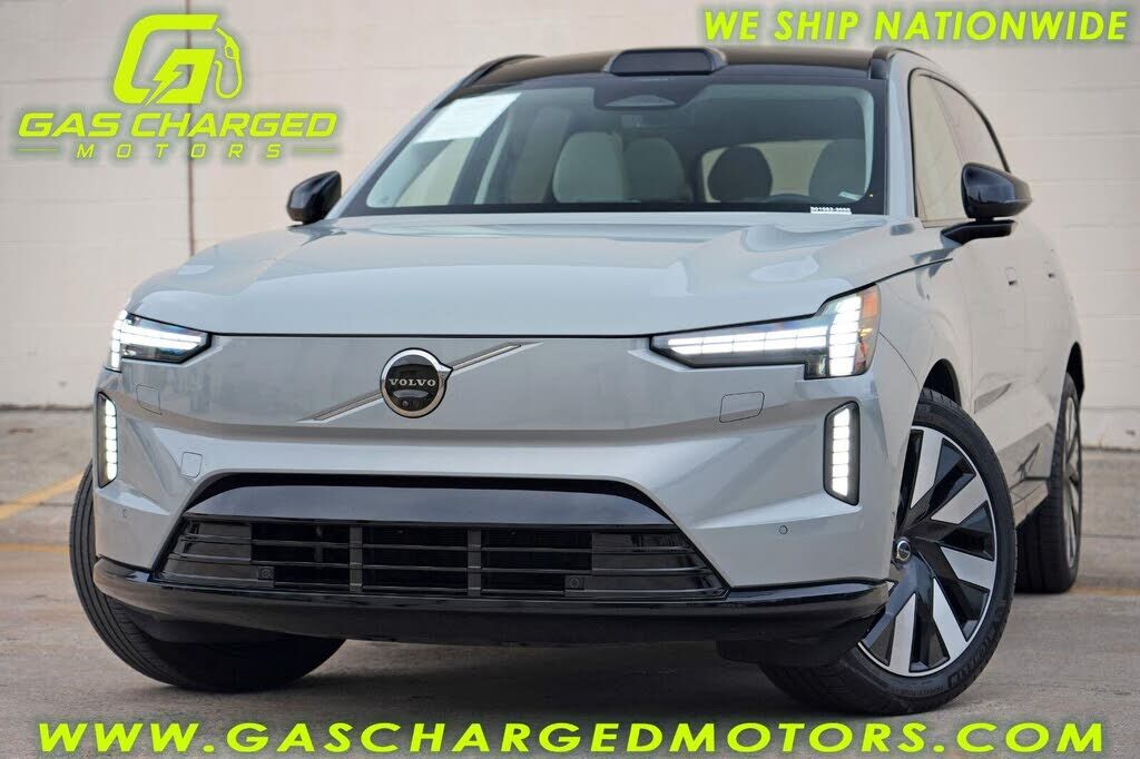 2025 VOLVO EX90