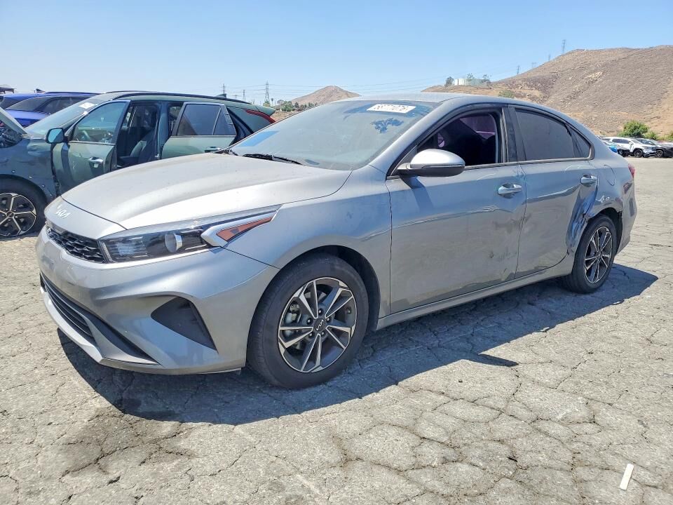 2023 KIA Forte