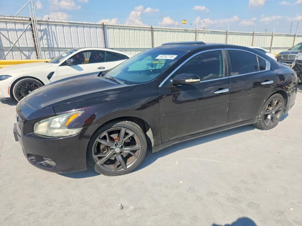 2014 NISSAN Maxima