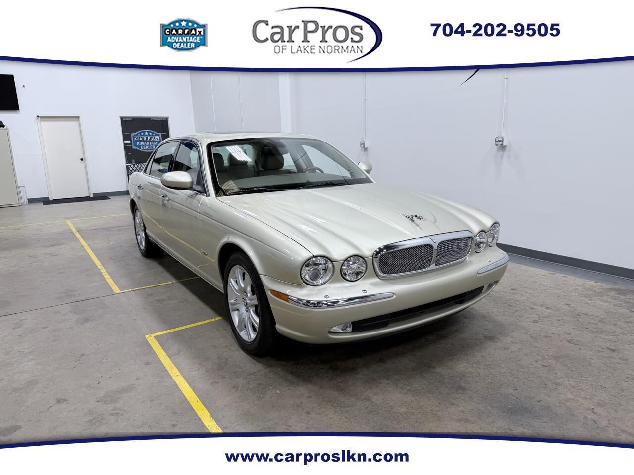 2006 JAGUAR XJ