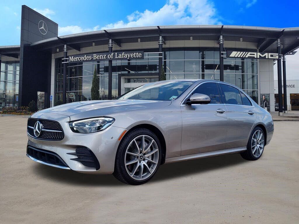 2022 MERCEDES-BENZ E-Class