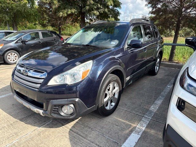 2014 SUBARU Outback