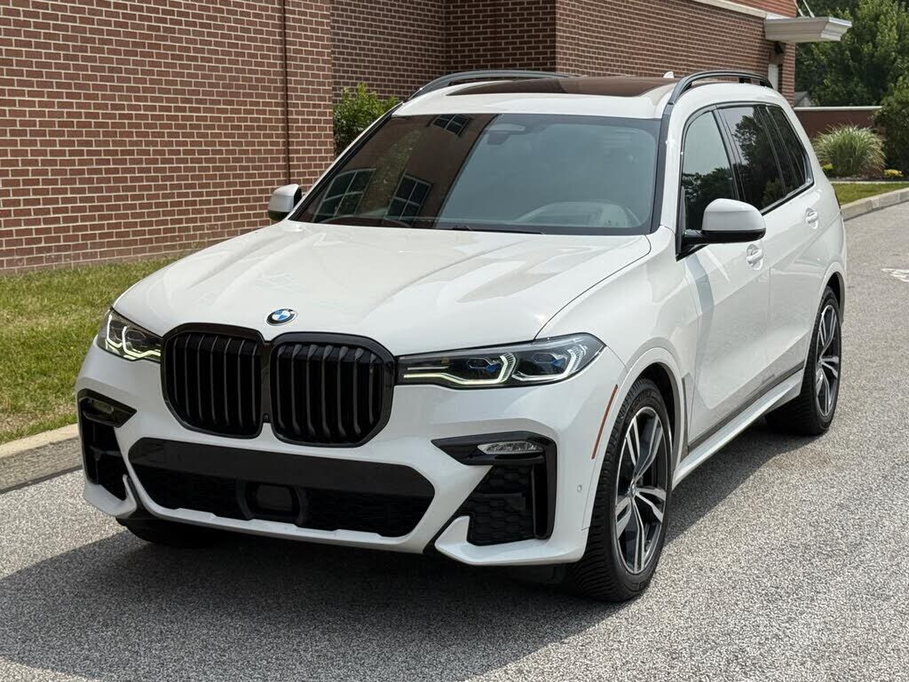 2021 BMW X7