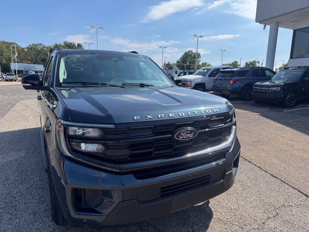 2025 FORD Expedition