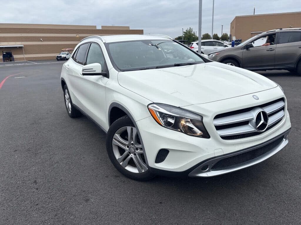 2015 MERCEDES-BENZ GLA-Class