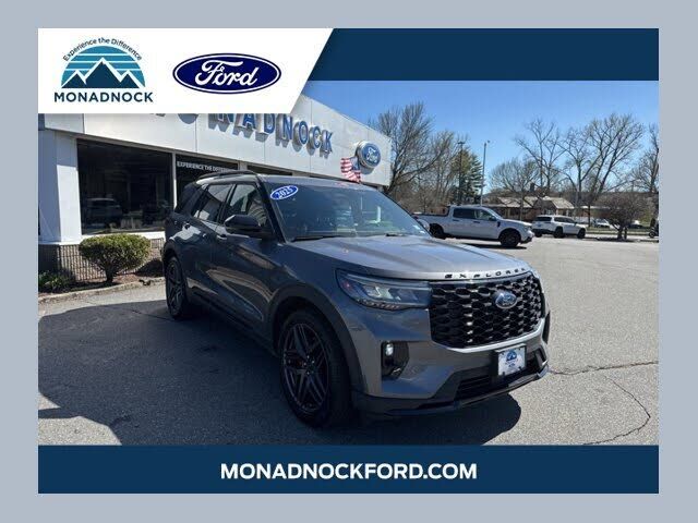 2025 FORD Explorer