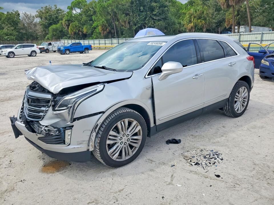 2018 CADILLAC XT5