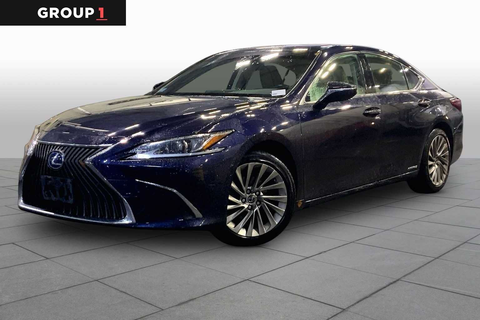 2019 LEXUS ES