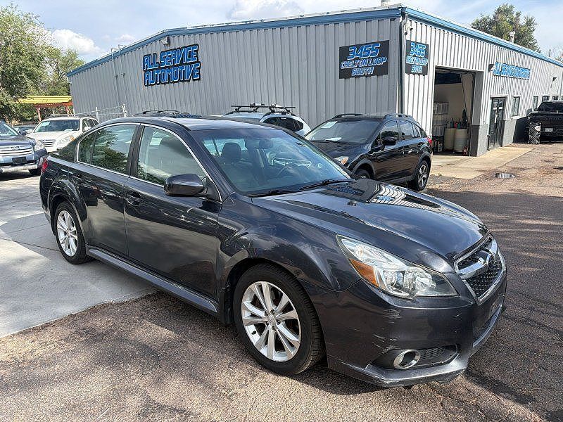 2013 SUBARU Legacy