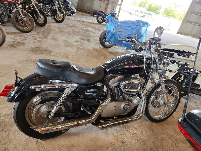 2006 HARLEY DAVIDSON Sportster 883 Custom