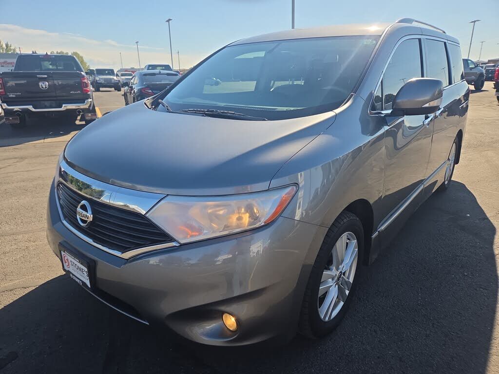 2014 NISSAN Quest