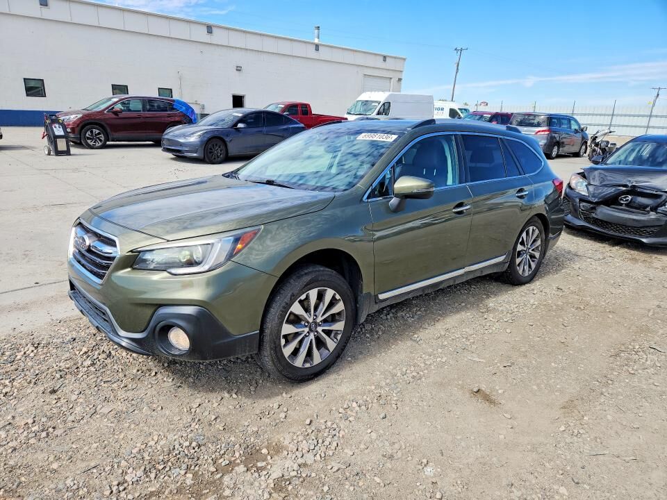 2018 SUBARU Outback