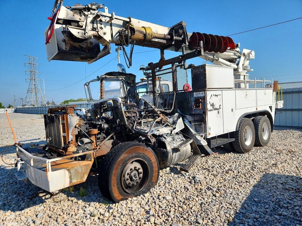 2008 PETERBILT 340