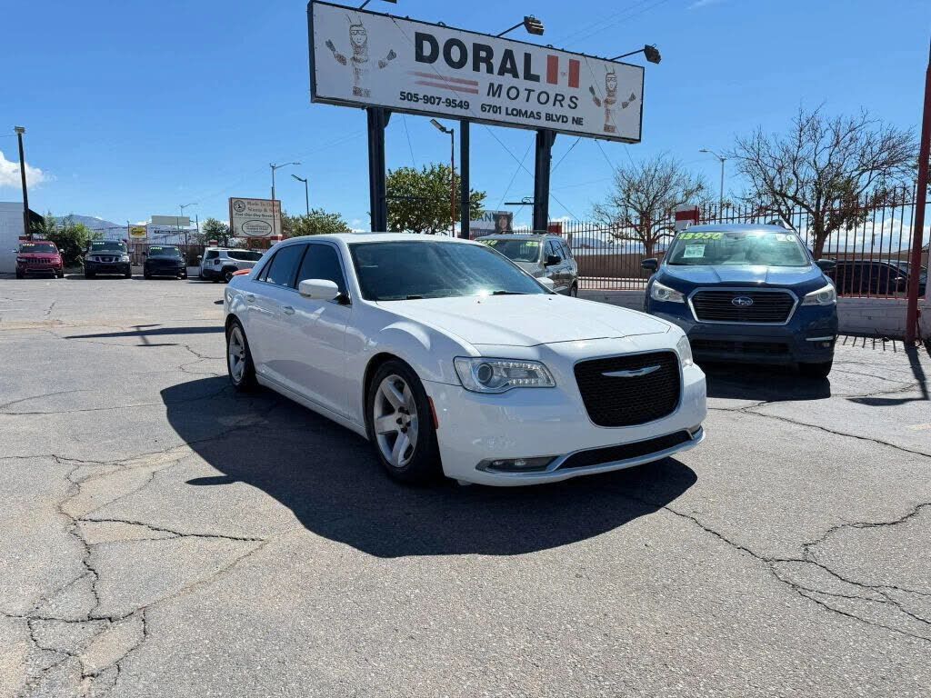 2017 CHRYSLER 300