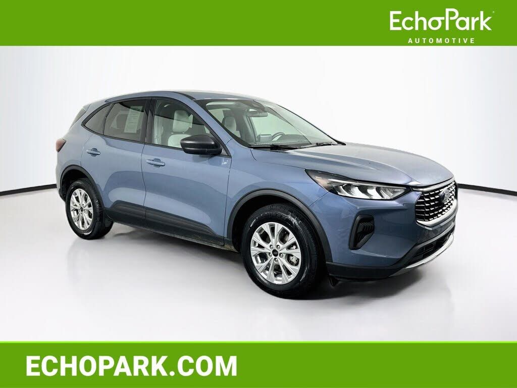 2025 FORD Escape
