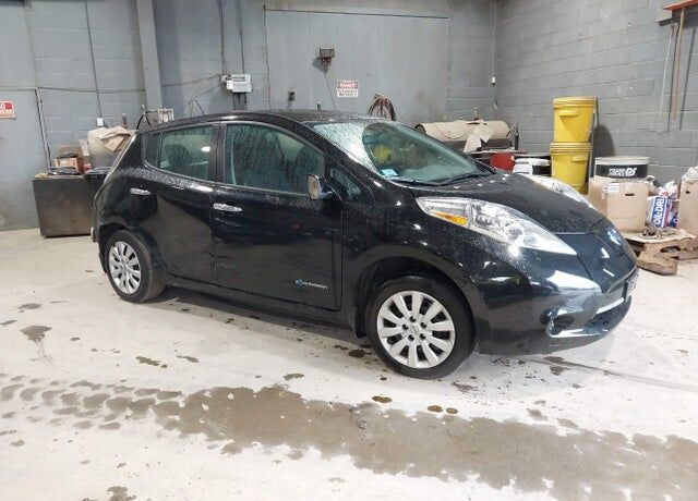 2016 NISSAN Leaf
