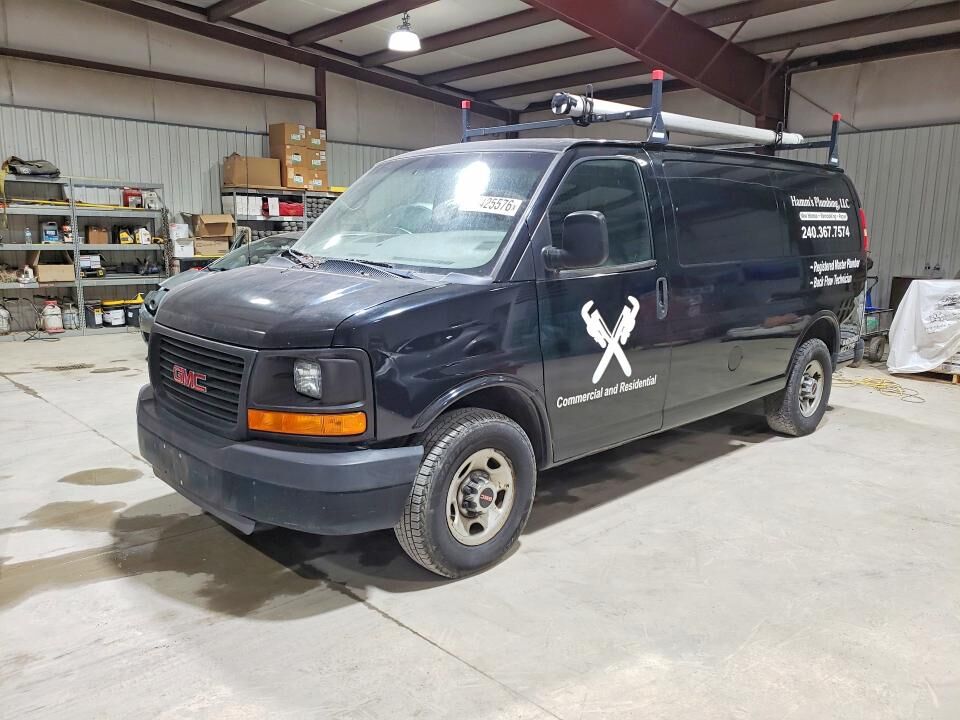 2011 GMC Savana