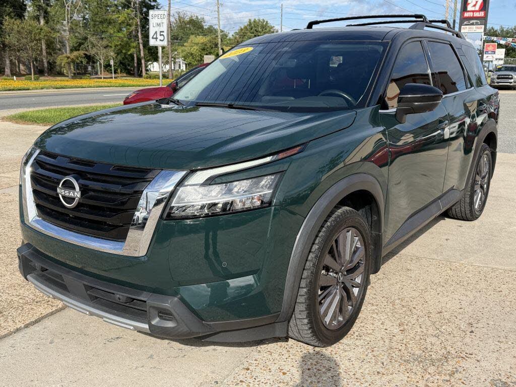 2023 NISSAN Pathfinder