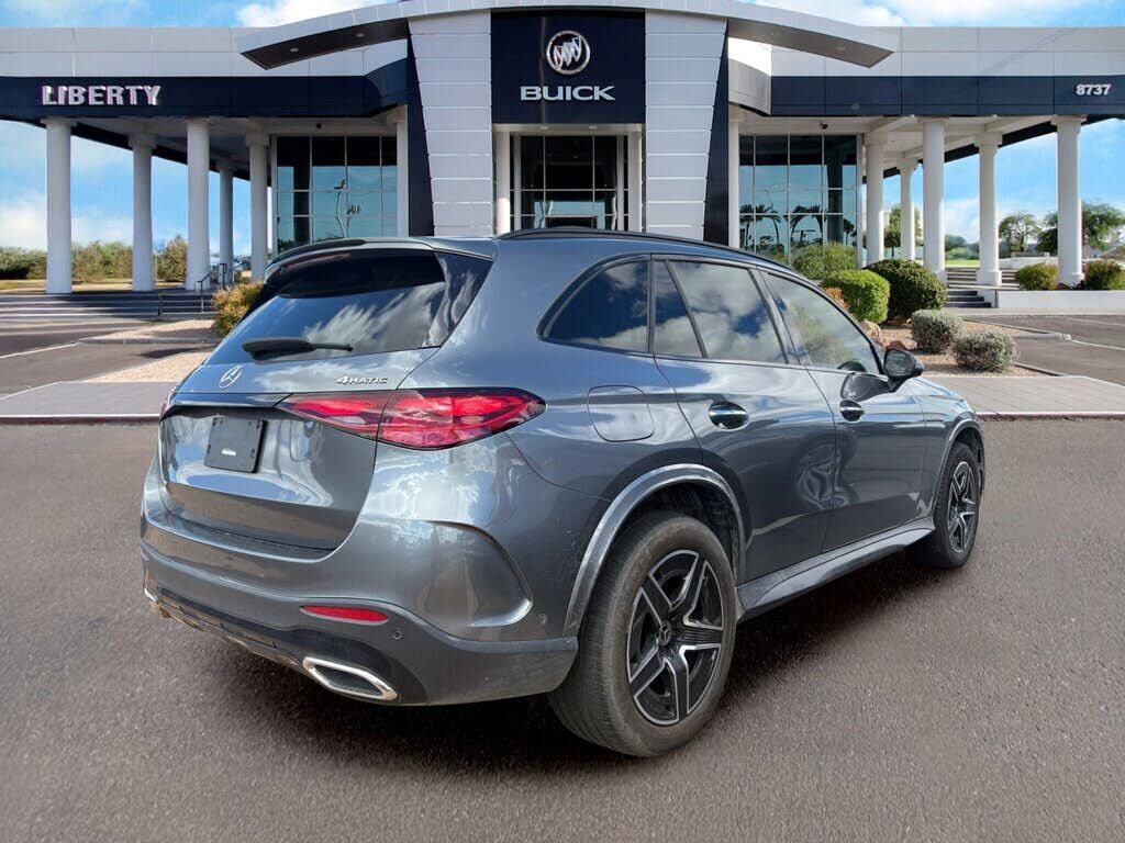 2023 Mercedes-Benz GLC-Class