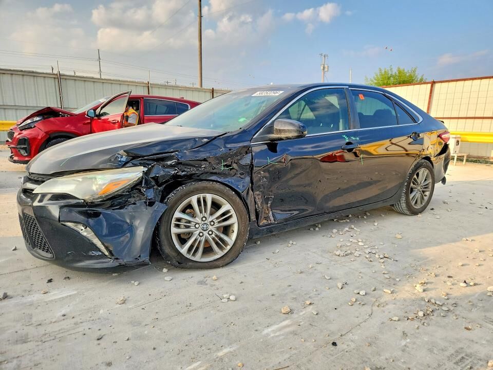 2017 TOYOTA Camry