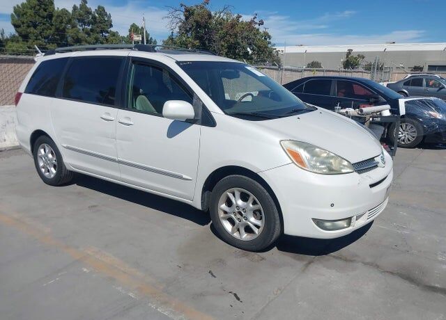 2005 TOYOTA Sienna