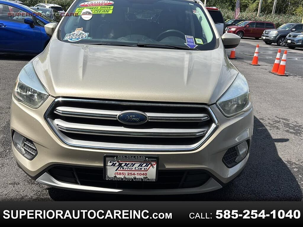 2017 FORD Escape