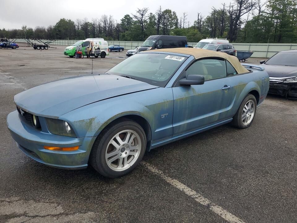 2005 FORD Mustang