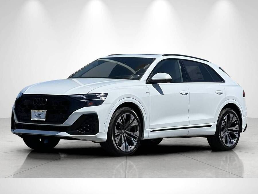 2026 AUDI Q8