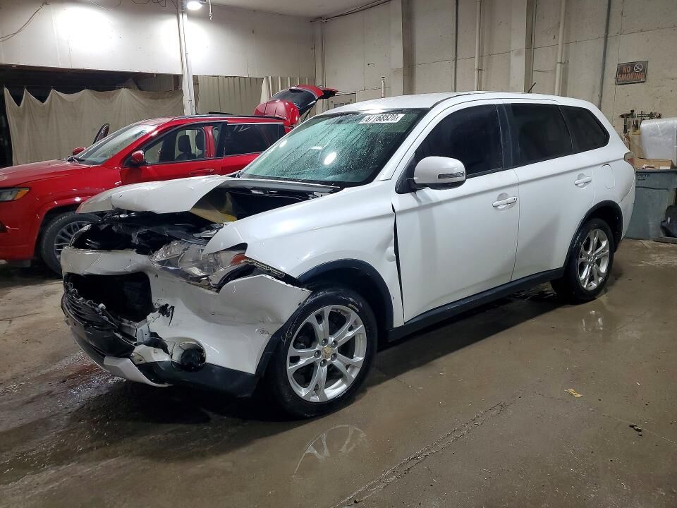 2015 MITSUBISHI Outlander