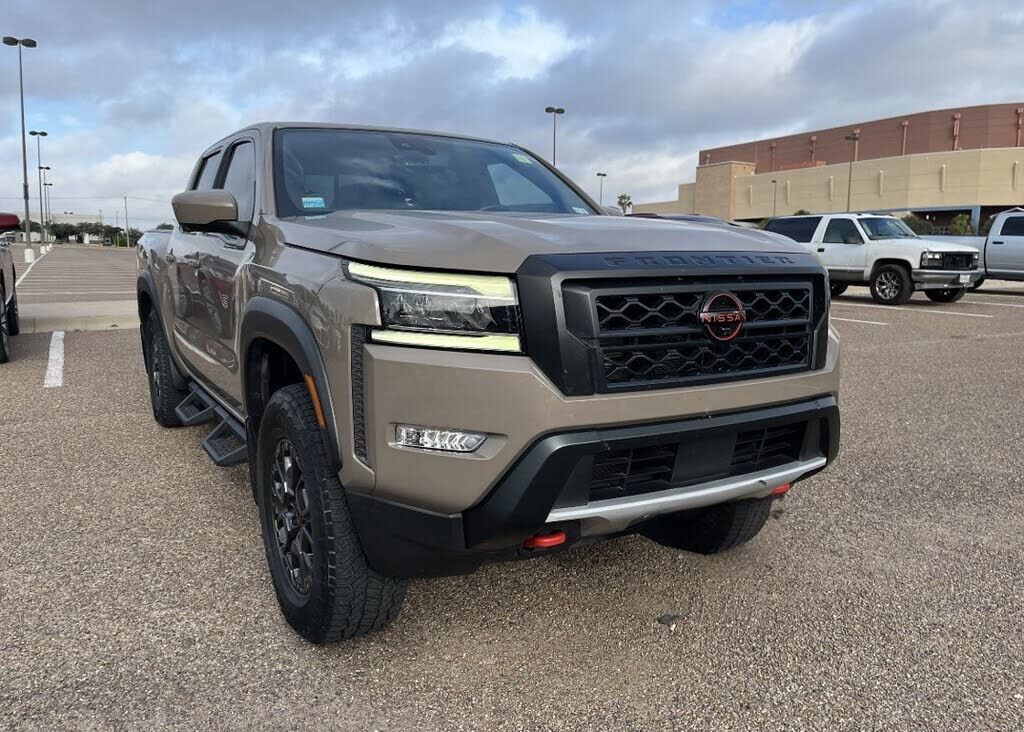 2023 NISSAN Frontier
