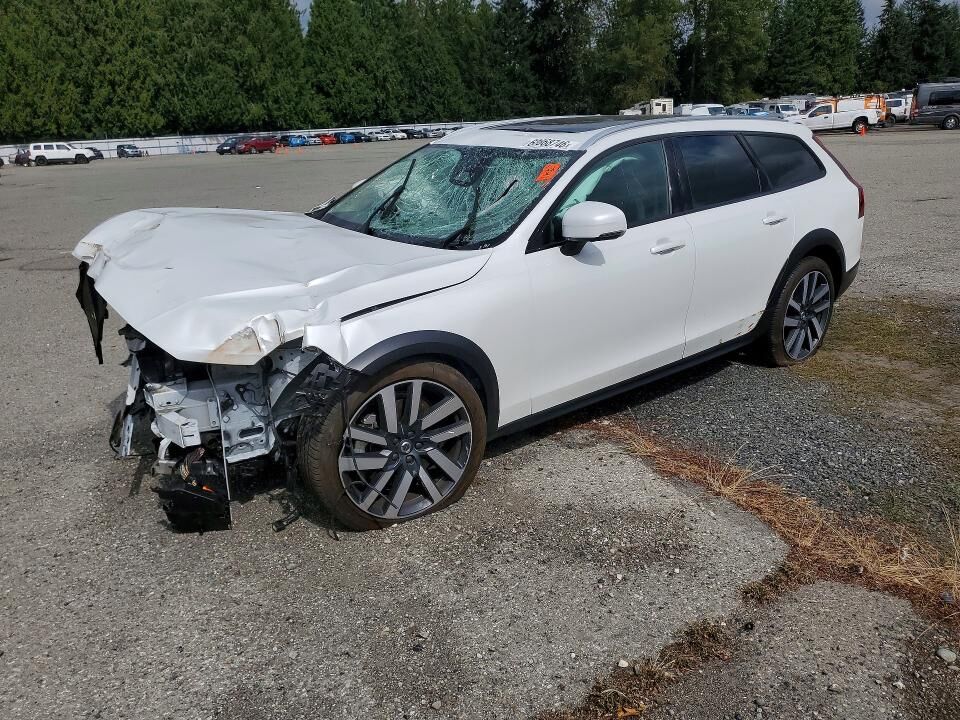 2024 VOLVO V90CC