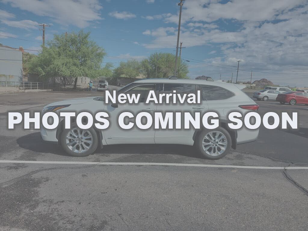2022 TOYOTA Highlander