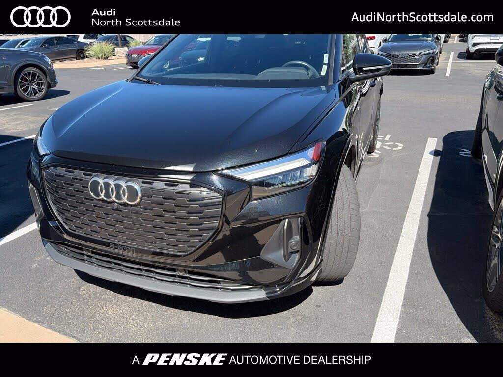 2023 AUDI Q4